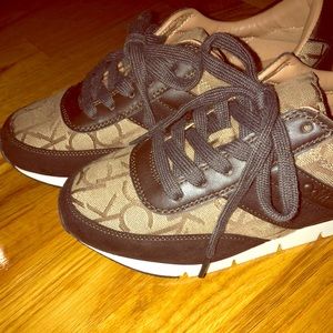 ✨Calvin Klein sneakers